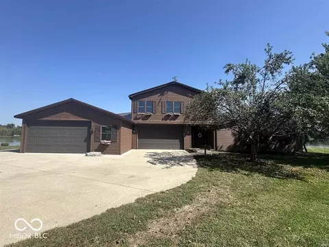 12349 Scenic Cir, Loogootee, IN 47553