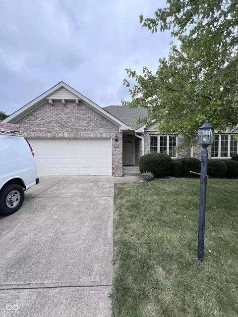 528 Silver Fox Ct, Indianapolis, IN 46217