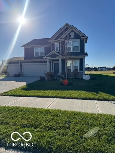 450 Weaver Ln, Pittsboro, IN 46167