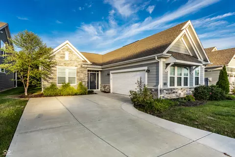 5826 Lyster Ln, Indianapolis, IN 46239