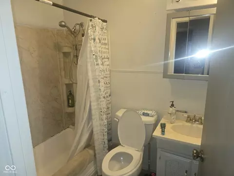5378 W Epler Rd, Indianapolis, IN 46221 photo 6