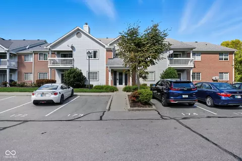 8102 Brookmont Ct #208, Indianapolis, IN 46278