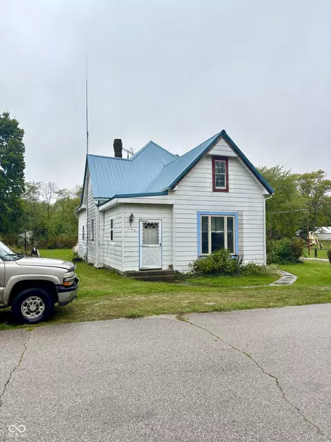 203 N Durbon St, Glenwood, IN 46133