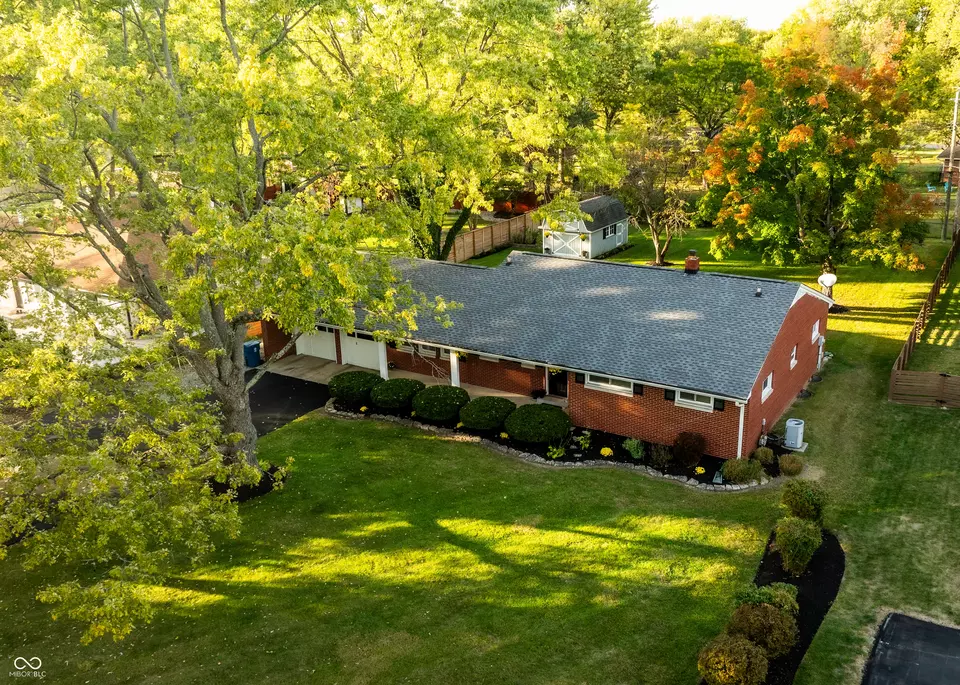 View/Area - 4844 E 71st St, Indianapolis, IN 46220 photo 1 of 5