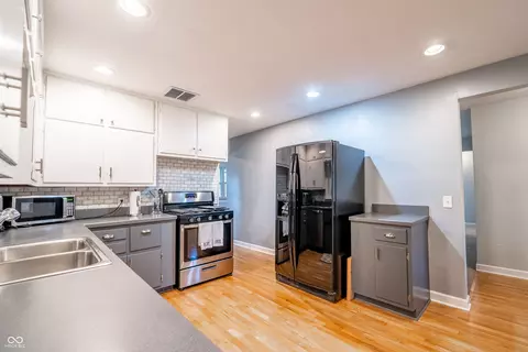 Kitchen - 4844 E 71st St, Indianapolis, IN 46220 photo 1 of 5