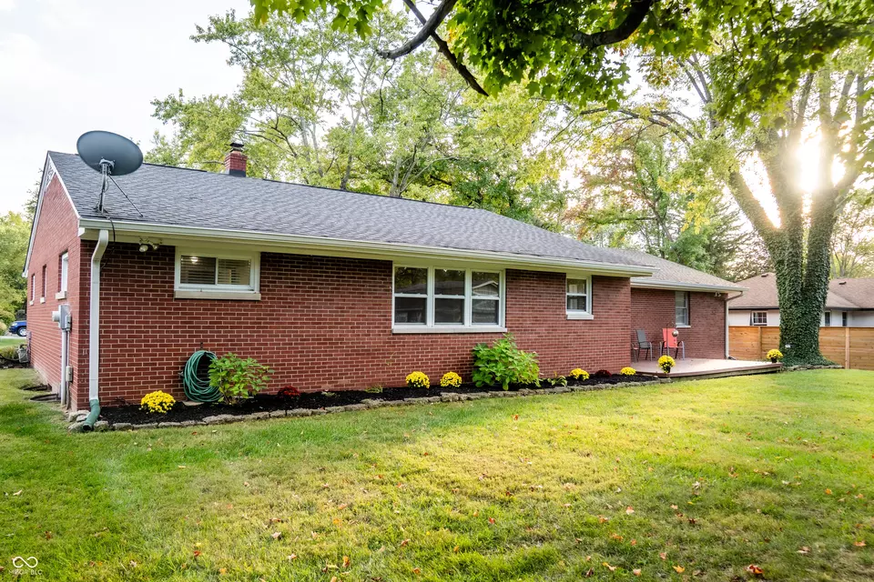 Exterior - 4844 E 71st St, Indianapolis, IN 46220 photo 9 of 11
