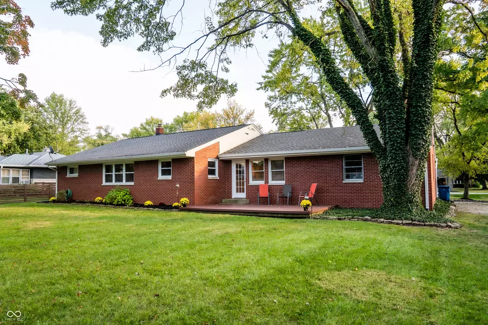 Exterior - 4844 E 71st St, Indianapolis, IN 46220 photo 6 of 11
