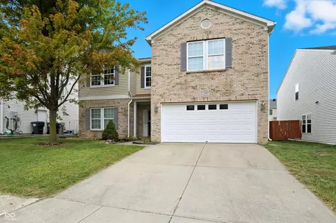 2954 Holiday Way, Greenwood, IN 46143