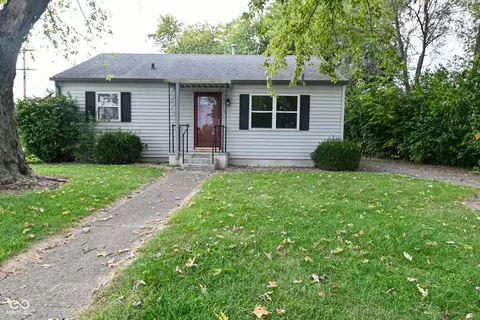 10 Thurman Dr, Whiteland, IN 46184