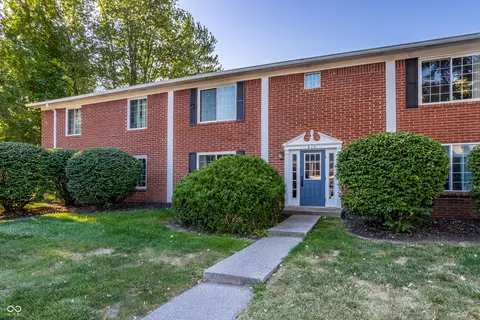 915 Hoover Village Dr # 915A, Indianapolis, IN 46260