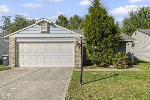 276 Westridge Blvd, Greenwood, IN 46142