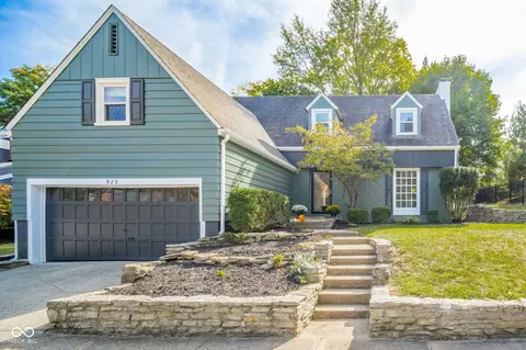 923 Maplewood Dr, New Castle, IN 47362