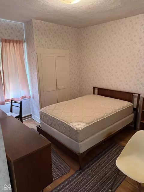 Bedroom - 426 Walnut St, Hope, IN 47246 photo 1 of 2