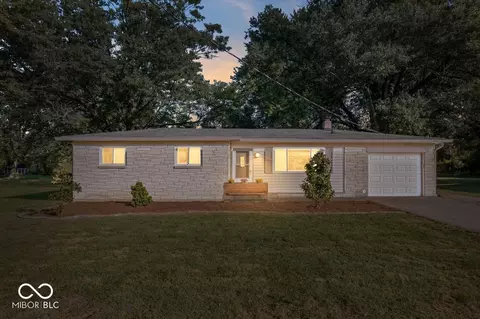 1348 W County Line Rd, Indianapolis, IN 46217
