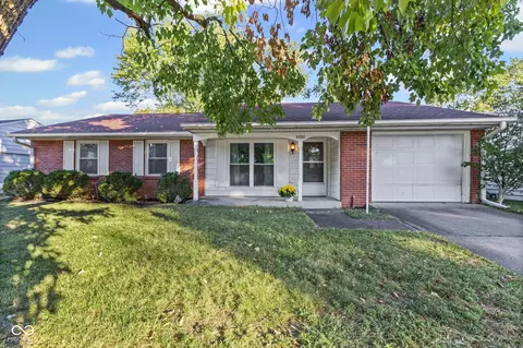 1020 Cambridge Dr, Plainfield, IN 46168