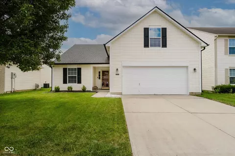 10439 Secretariat Dr, Indianapolis, IN 46234