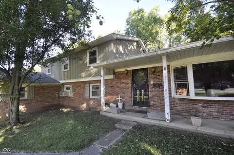 1230 Field Dr, Noblesville, IN 46060