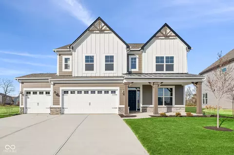 3714 Hayden Valley Dr, Bargersville, IN 46106