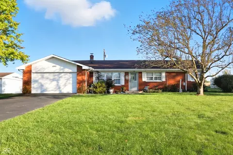 192 Cohen Dr, Mooresville, IN 46158