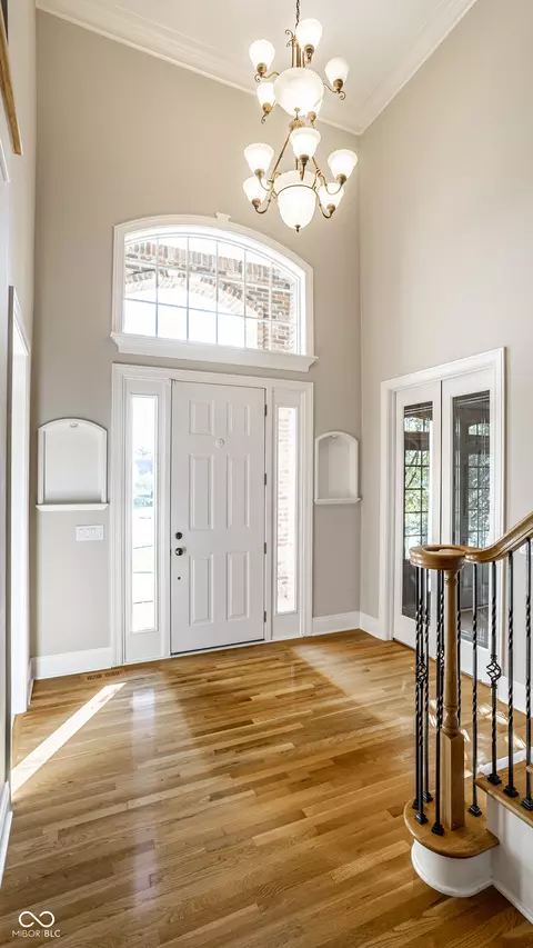 Entry Way - 5304 Gray Eagle Ct, Carmel, IN 46033 photo 2 of 4