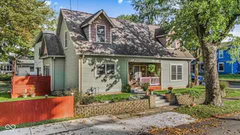 151 S Madison St, Knightstown, IN 46148