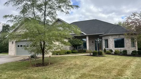 6212 N Cedar Springs Rd, Muncie, IN 47304