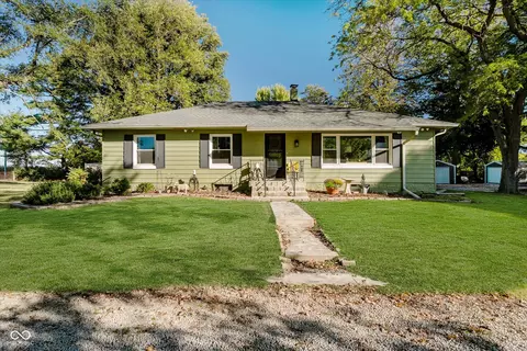 26695 Six Points Rd, Sheridan, IN 46069