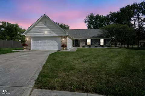 10020 Fountain Springs Ct, Indianapolis, IN 46236