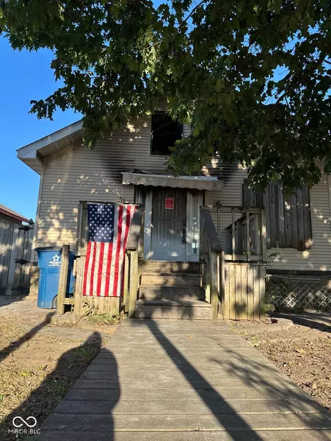 3235 N 21st St, Terre Haute, IN 47804