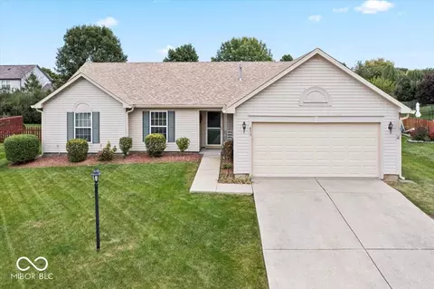 859 Sheffield Dr, Greenwood, IN 46143