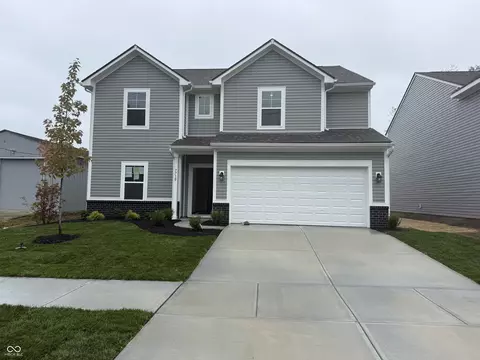 7710 Walnut Dr, Indianapolis, IN 46268