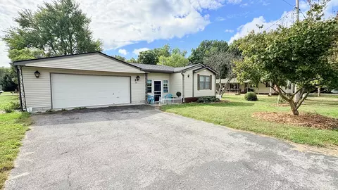 261 Down Boy Way, Cloverdale, IN 46120