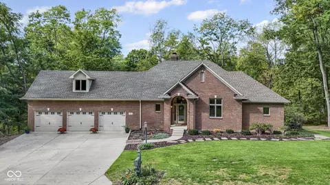 10 Ridgeline Dr, Brownsburg, IN 46112