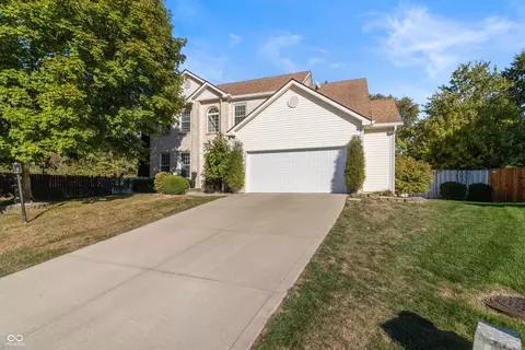 10514 Hawks Ridge Ct, Fishers, IN 46037