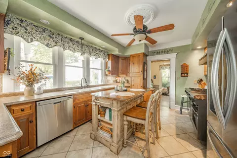 Kitchen - 1096 W State Road 38, Pendleton, IN 46064 photo 1 of 5
