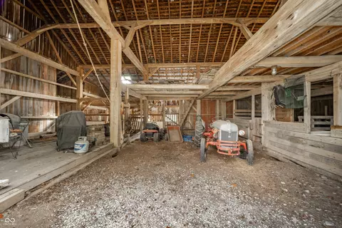 Exterior - 1096 W State Road 38, Pendleton, IN 46064 photo 6 of 11