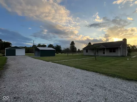 8350 S County Road 175 W, Commiskey, IN 47227