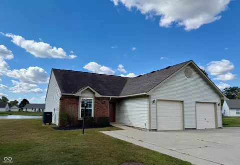312 Woodberry Dr, Danville, IN 46122