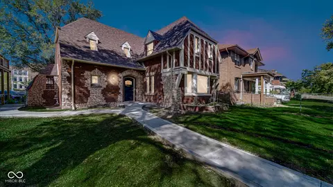 588 Johnson St, Gary, IN 46402