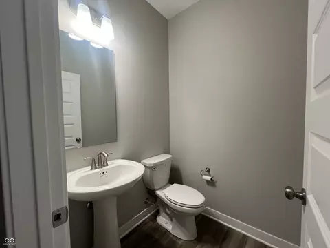 Bath - 9343 Casey Rd, Pendleton, IN 46064 photo 1 of 7