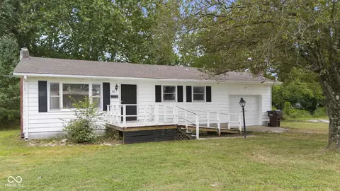 303 E Main St, Crothersville, IN 47229