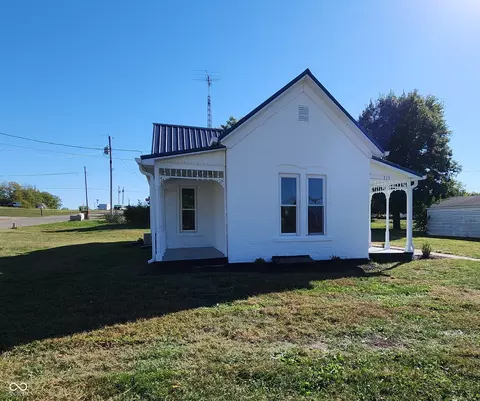 213 Chambers St, Veedersburg, IN 47987