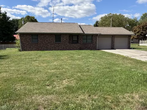 3 U Dr, Cloverdale, IN 46120