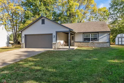 9250 Ratcliff Ct, Indianapolis, IN 46234