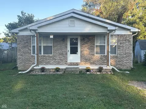 929 S Grant St, Martinsville, IN 46151
