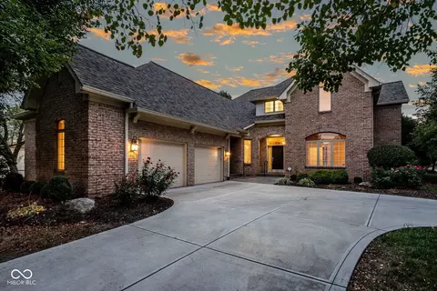 11164 Parkside Cres, Carmel, IN 46032