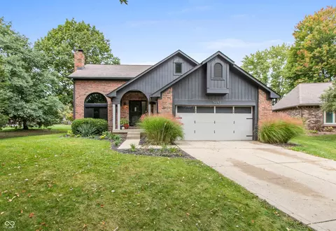 5692 Springhollow Ct, Avon, IN 46123