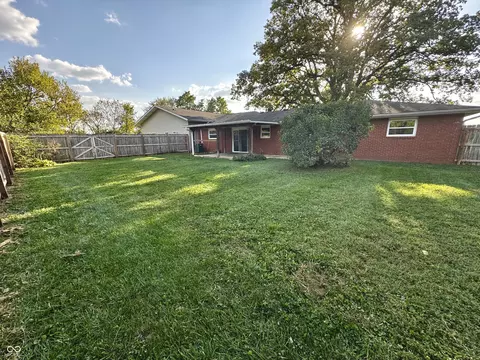 7100 N Wheeling Ave, Muncie, IN 47304