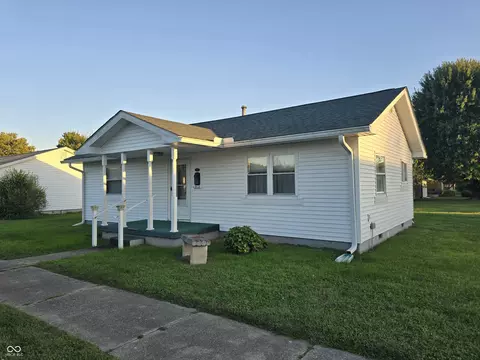 412 E Market St, Spencer, IN 47460