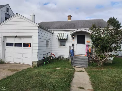 3011 Noble St, Anderson, IN 46016